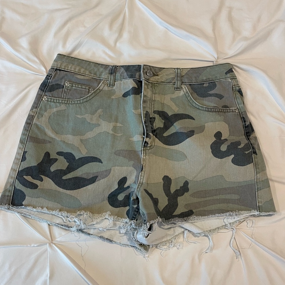 Topshop Moto Mom Shorts USA12 Camouflage